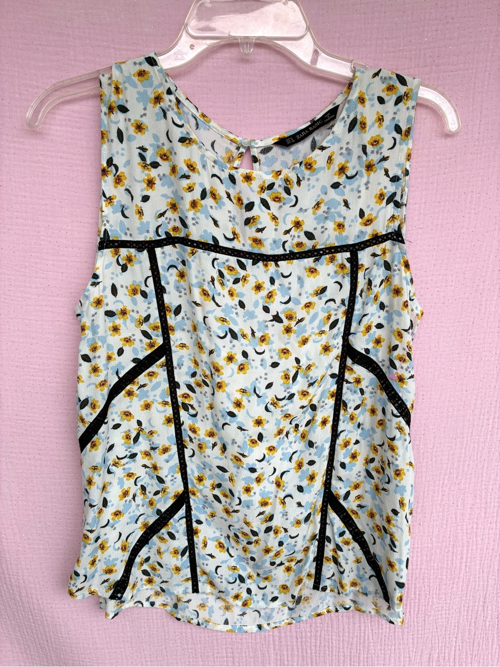 Zara Basic Floral Sleeveless Blouse Size Medium